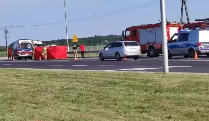 Śmiertelny wypadek na skrzyżowaniu Krępice/Lutynia. Nie żyje 25-letnia motocyklistka