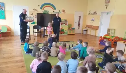 Wizyta Straży Miejskiej w Przedszkolu w Ciechowie