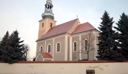 Remont kościoła w Świętem z dofinansowaniem Ministra, Marszałka i Gminy