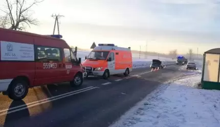 Wypadek koło Rachowa. Jedna osoba poszkodowana