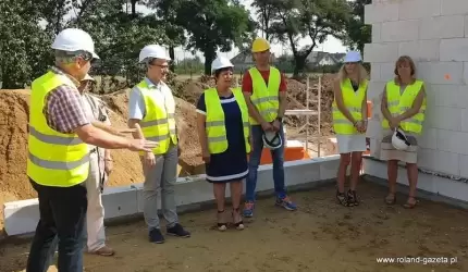 Wmurowano kamień węgielny pod budowę żłobka w Kostomłotach