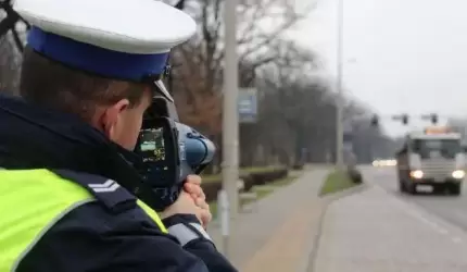 Pomiar prędkości na naszych drogach trwa