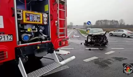 Kolizja dwóch samochodów w Krępicach