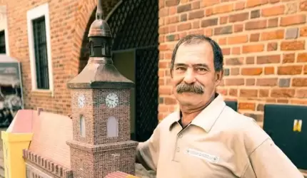 Ratusz na sprzedaż!