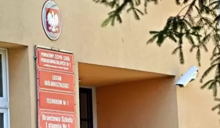 Szkoły ponadpodstawowe pracują w trybie hybrydowym