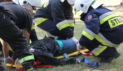 Zatrzaśnięte drzwi, nieprzytomny mężczyzna... - Raport straży pożarnej