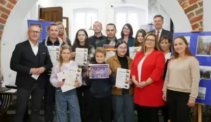 Laureaci powiatowych konkursów odebrali nagrody