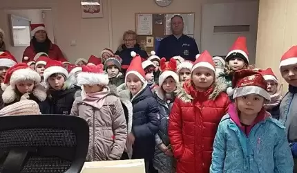 Niespodziewana wizyta Mikołajów w Posterunku Policji w Udaninie