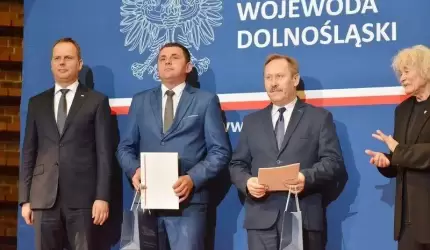 Statuetki i dyplomy dla najlepszych sołtysów