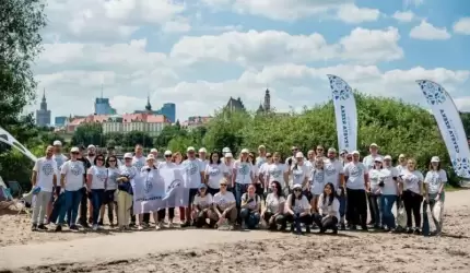 Wolontariusze PepsiCo sprzątają śmieci. Wkrótce akcja "Czysta Rzeka" w Środzie Śląskiej