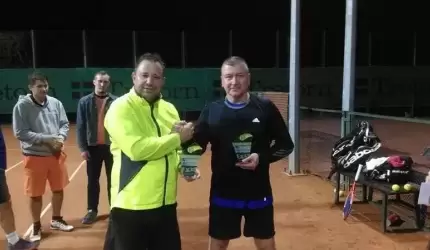 Tenisiści ze Środy Śląskiej zwycięzcami turnieju w Brzegu Dolnym!