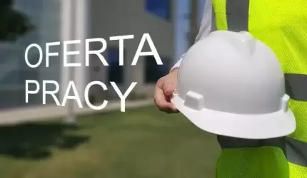 Praca przy montażu ogrodzeń