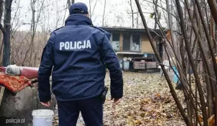 Dzielnicowy z pomocą mieszkańcowi Kostomłotów