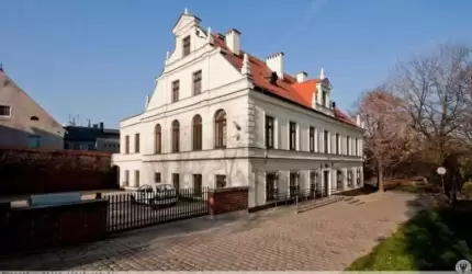 Informacja o bombie w prokuraturze. Sprawą zajmuje się CBŚ