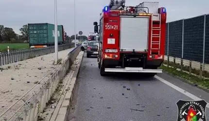 Wjechał w bariery na obwodnicy Miękini