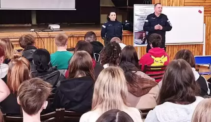 Średzcy funkcjonariusze promują zawód policjanta