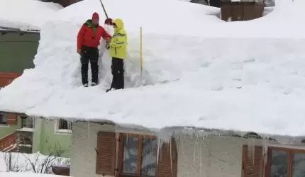 PCZK przypomina o odśnieżaniu dachów