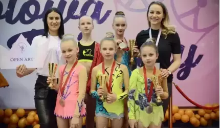 Udane występy gimnastyczek Open Art w ogólnopolskim turnieju