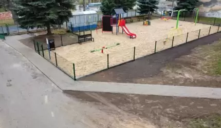 Plac zabaw w Chwalimierzu podoba się mieszkańcom
