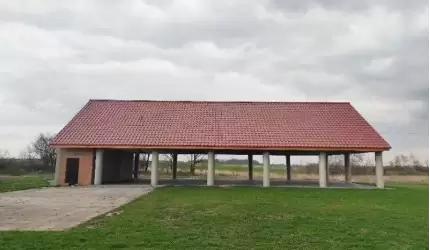 Umowa na budowę wiaty w Ciechowie z firmą KORT