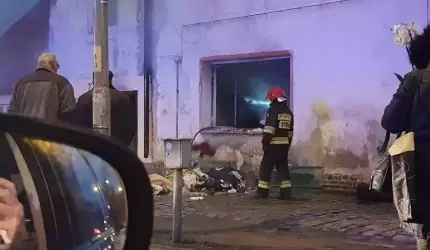 Zapaliło się łóżko i ubrania. Poszkodowana jedna osoba