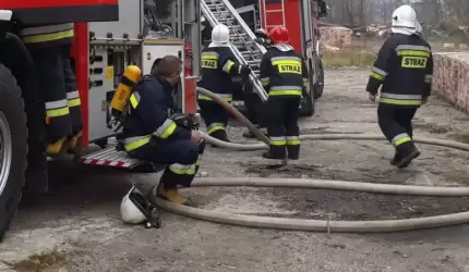 Tragiczny w skutkach pożar w Bogdanowie. Nie żyje 1 osoba [raport strażaków]