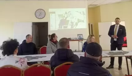 Spotkanie dotyczące scalania gruntów w Pielaszkowicach