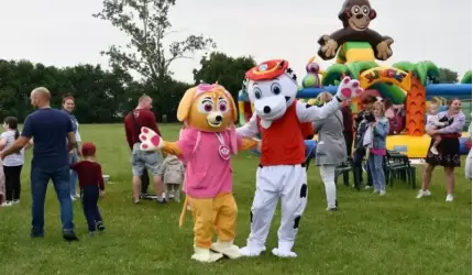 Dobra zabawa i integracja na Pikniku Rodzinnym w Udaninie