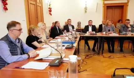 10. sesja Rady Powiatu w Środzie Śląskiej (na żywo)