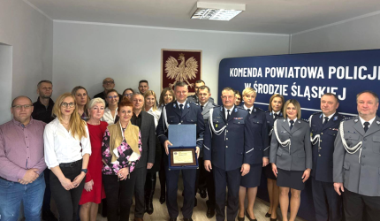 Uroczyste pożegnanie zastępcy komendanta średzkiej policji