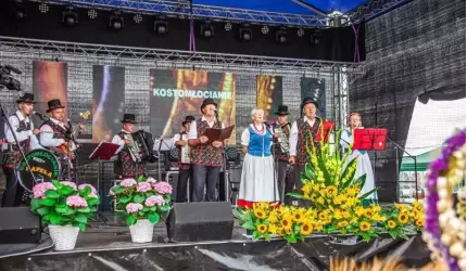 Gdy zboże zebrane, czas na świętowanie! Zapraszamy na Dożynki Gminne 2025 w Kostomłotach