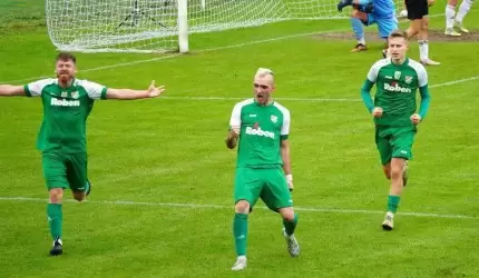 Piłkarski rozkład jazdy na weekend. Z kim i gdzie grają nasze drużyny?