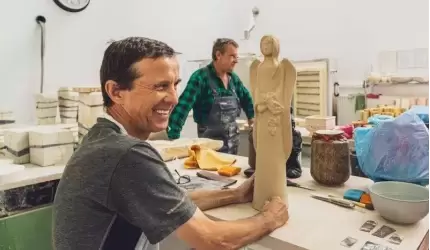 Lepsze życie – dom i praca. Dzięki dofinansowaniu z Unii Europejskiej wsparcie otrzymały osoby zagrożone wykluczeniem społecznym